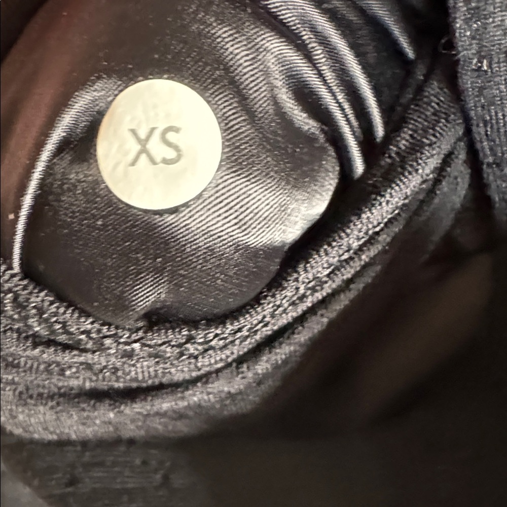 LULULEMON XS SHINE DOT BLACK DIAMOND JACQUARD SPACE DYE BLACK COCOON CAR COAT - Picture 13 of 14